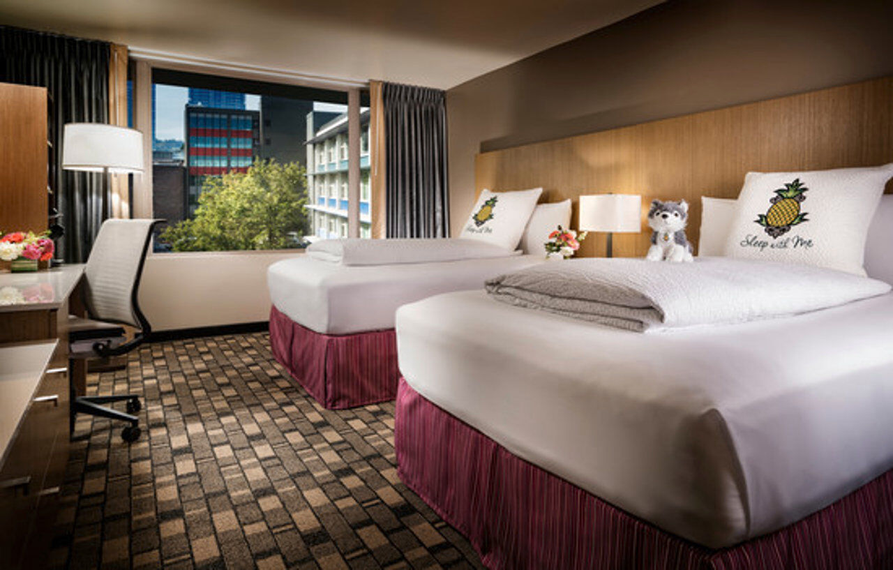 Staypineapple, Rose, Downtown Hotel